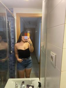 Chica busca chico en Granada: 