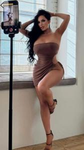 Chica busca chico en Asturias: 