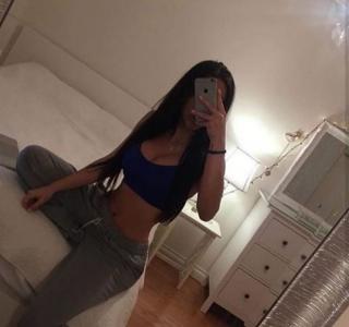 667729915: Chica busca chico en Madrid
