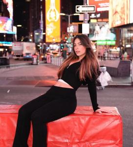 613998433: Chica busca chico en Málaga