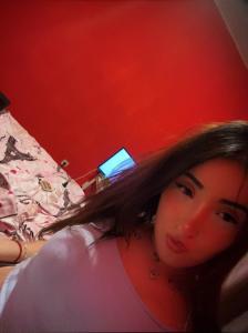 722541372: Chica busca chico en Madrid