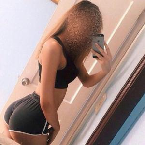 624775654: Chica busca chico en Lérida