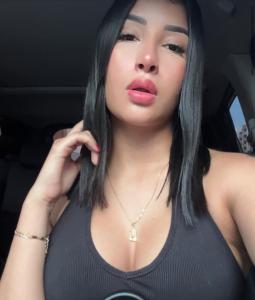 632523388: Chica busca chico en Barcelona