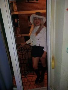 Chica busca chico en Madrid: 