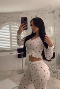 Chica busca chico en Menorca: 