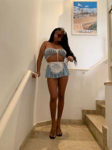 Chica busca chico en Sevilla: 