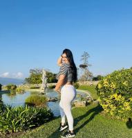 613761366: Chica busca chico en Madrid