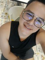 614249756: Chico busca chica en Lugo