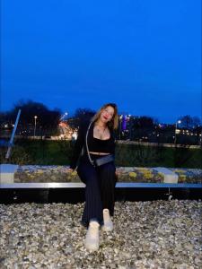 Chica busca chico en Madrid: 
