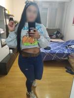672955271: Chica busca chico en Barcelona