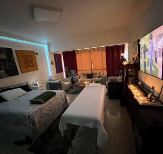 Chico busca chica en Mallorca: 