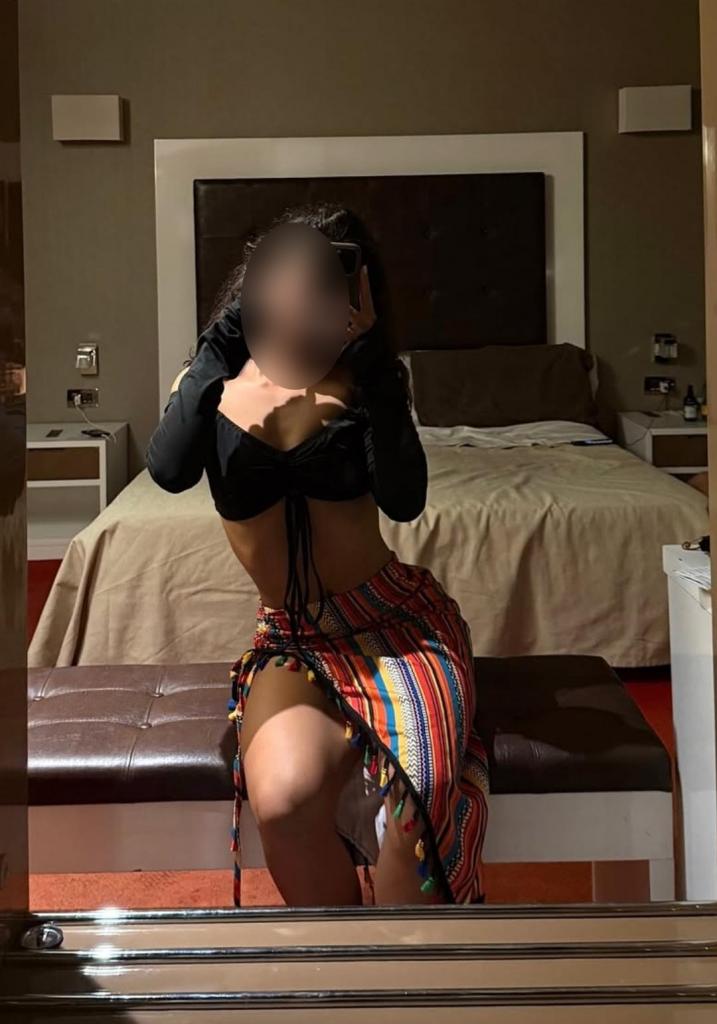 Chica busca chico en Tenerife: 