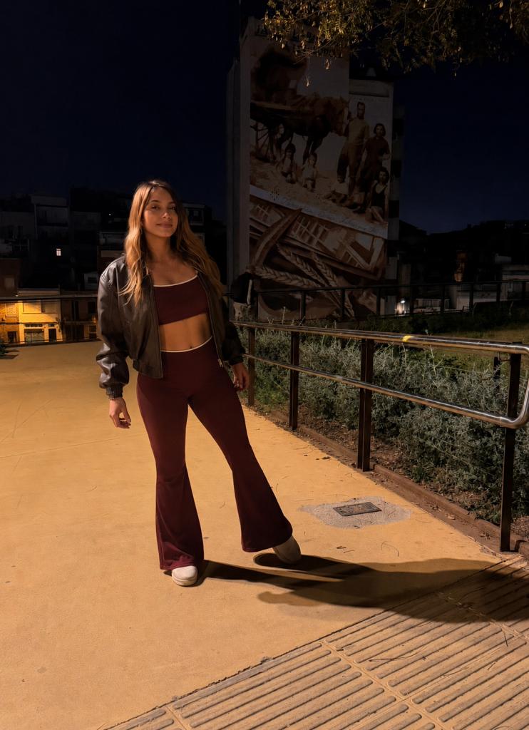 613847218: Chica busca chico en Alicante
