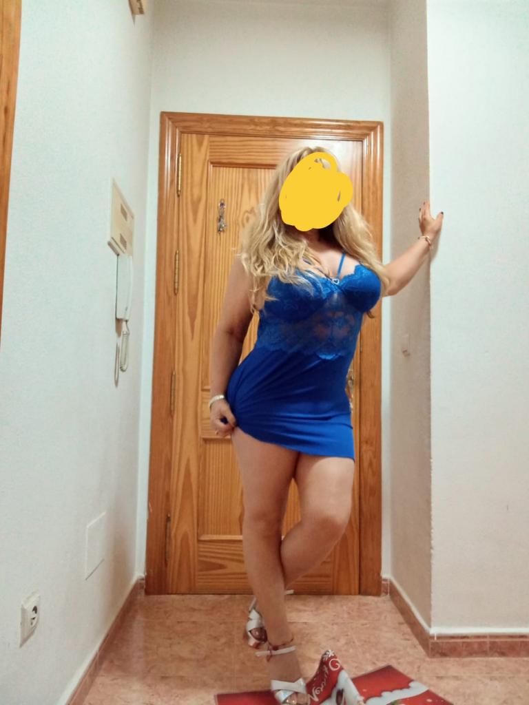 Chica busca chico en Almería: 