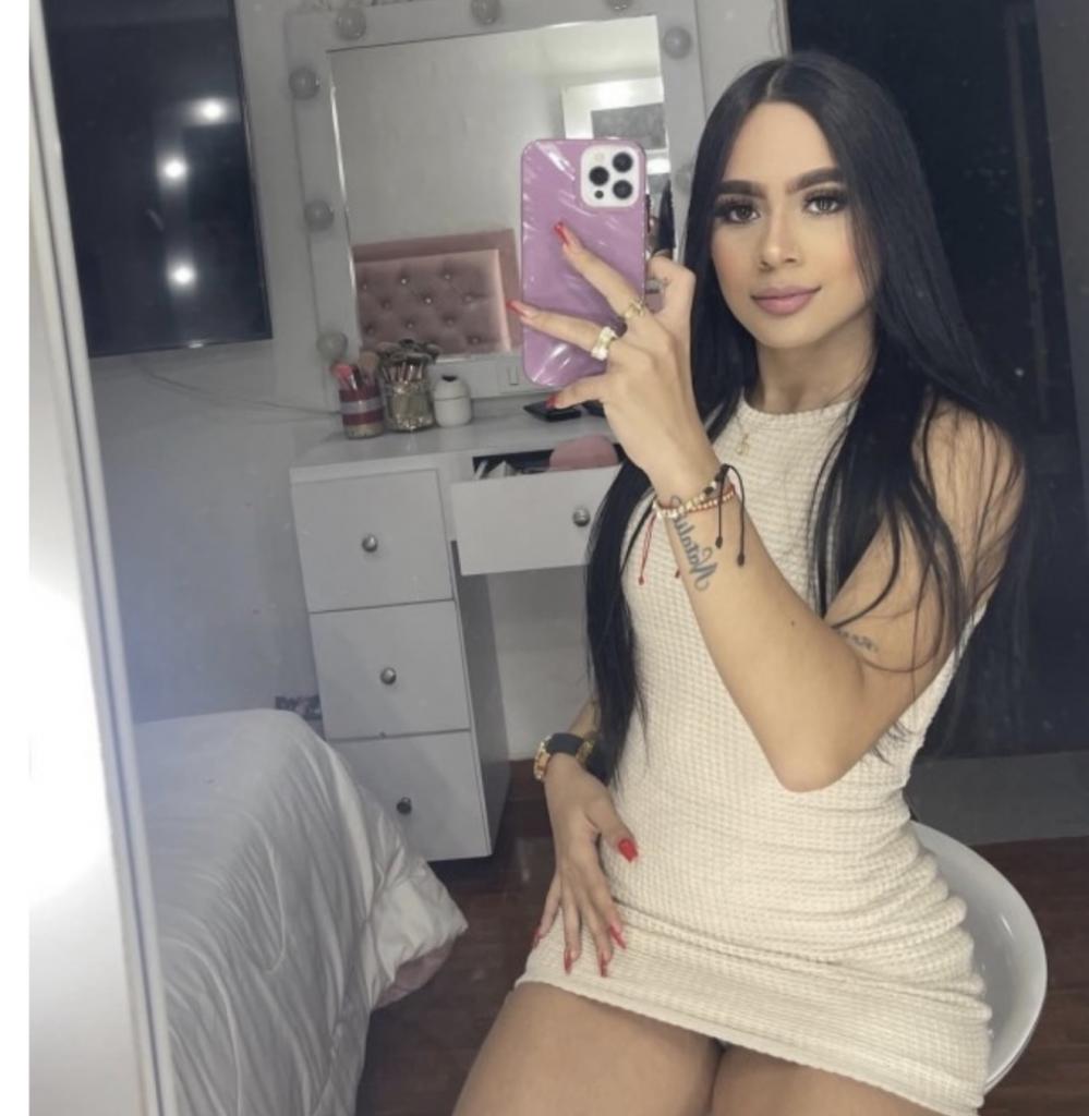Chica busca chico en Tenerife: 