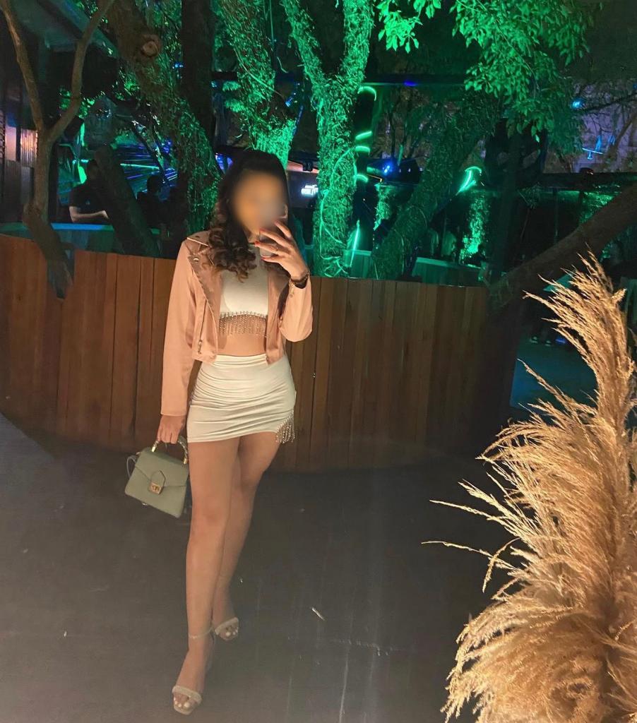 Chica busca chico en Toledo: Chica busca chico