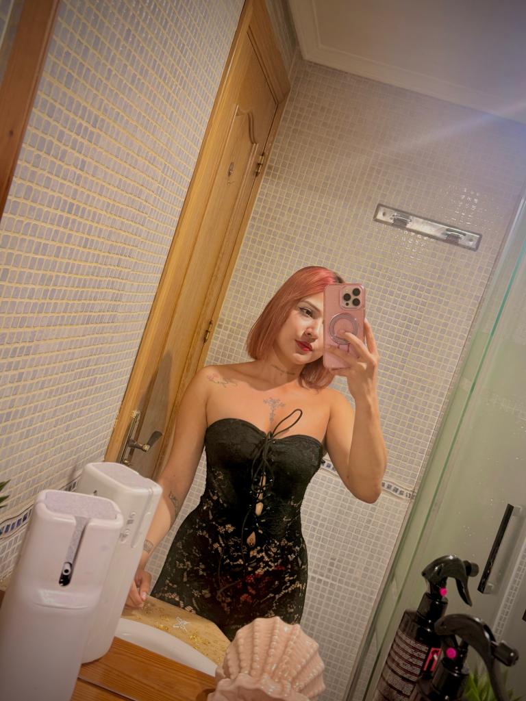 Chica busca chico en Cuenca: Chica busca chico