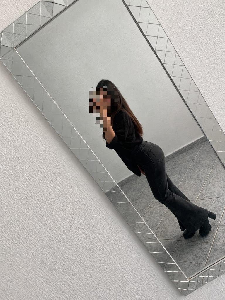 611109598: Chica busca chico en Madrid