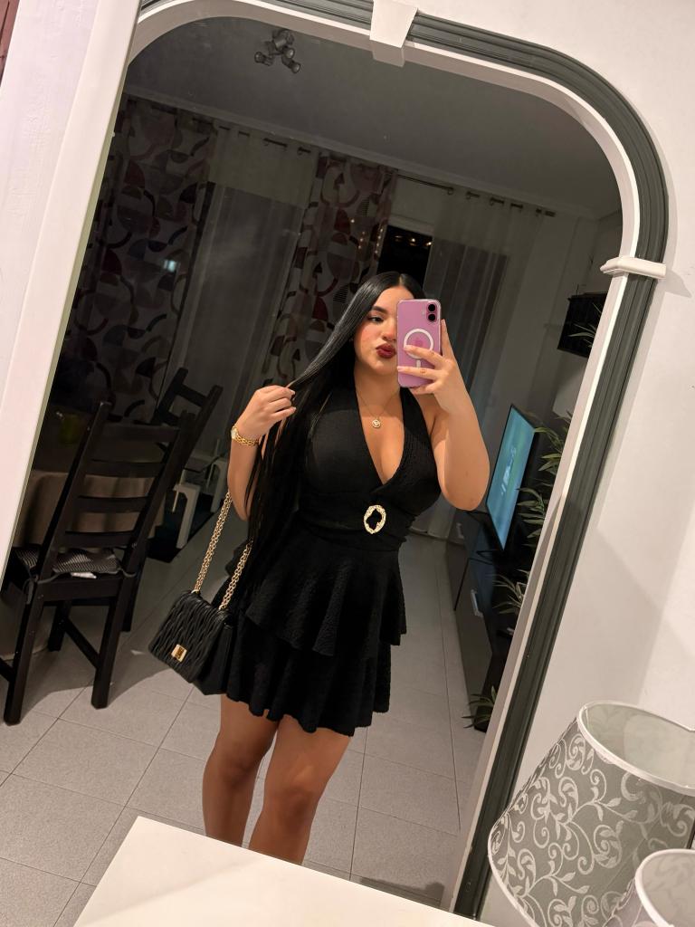 Chica busca chico en Tenerife: 