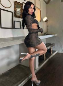 631386174: Chica busca chico en Málaga