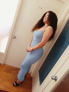 604385583: Chica busca chico en Barcelona