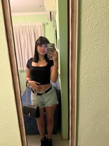664337218: Chica busca chico en Málaga