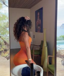 635368040: Chica busca chico en Alicante