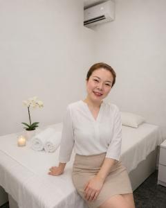 688051319: Chica busca chico en Barcelona