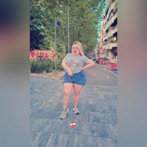 604348557: Chica busca chico en Madrid
