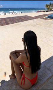 663437451: Chica busca chico en Tenerife