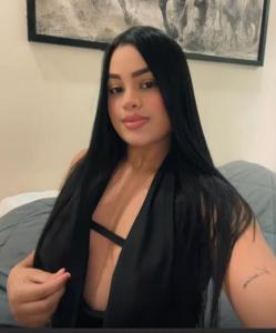 653721137: Chica busca chico en Navarra
