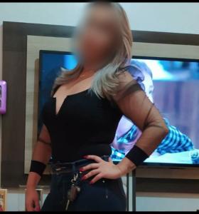 658723297: Chica busca chico en Pontevedra