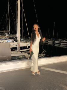 663207952: Chica busca chico en Gerona