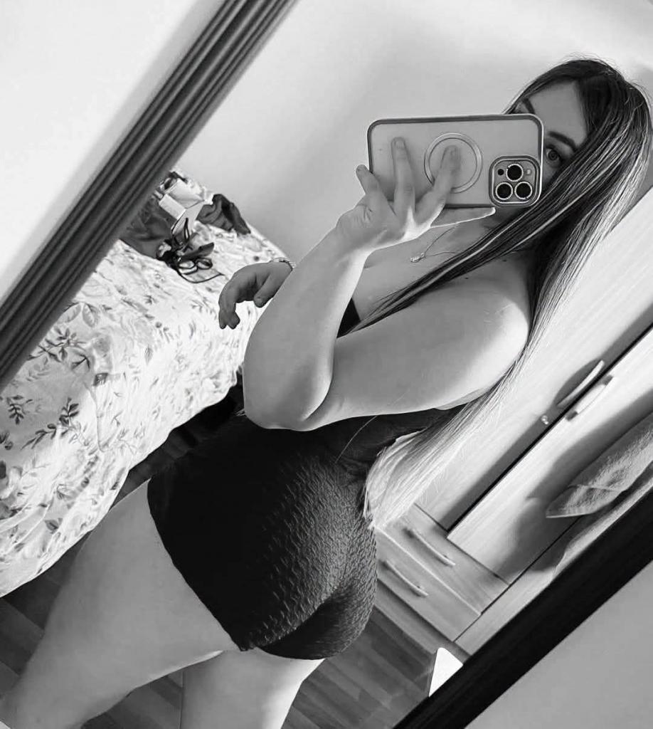 743093754: Chica busca chico en Albacete