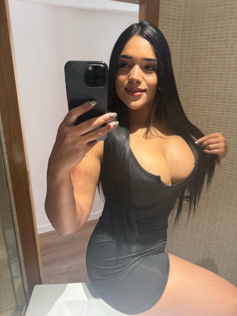 Chica busca chico en Zaragoza: Chica busca chico