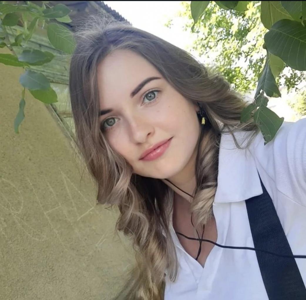 Chica busca chico en Cádiz: 