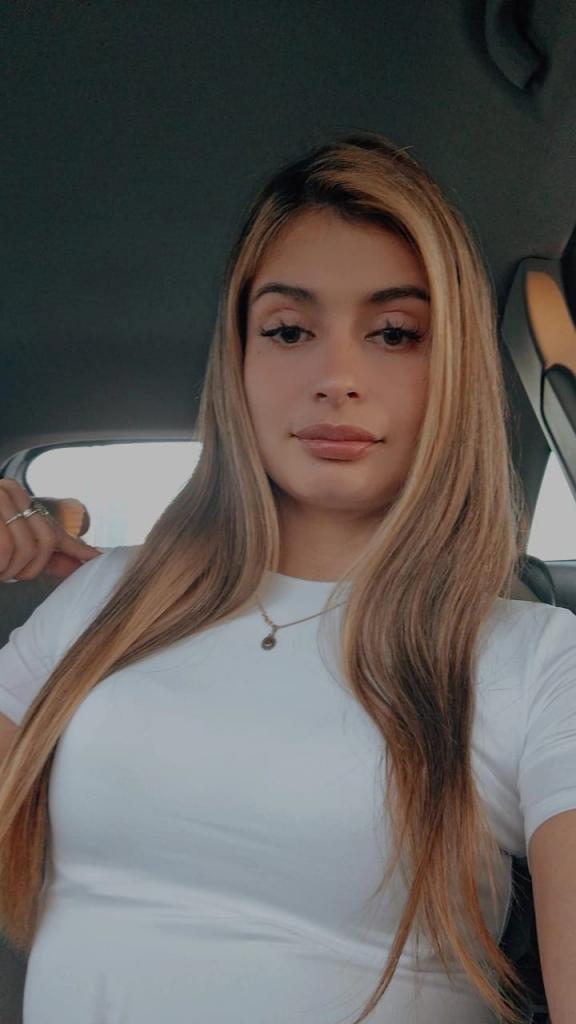 631565051: Chica busca chico en Alicante