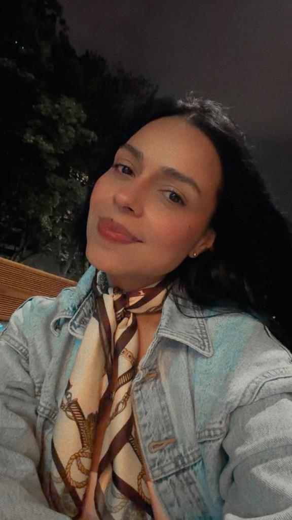 604340932: Chica busca chico en Valencia