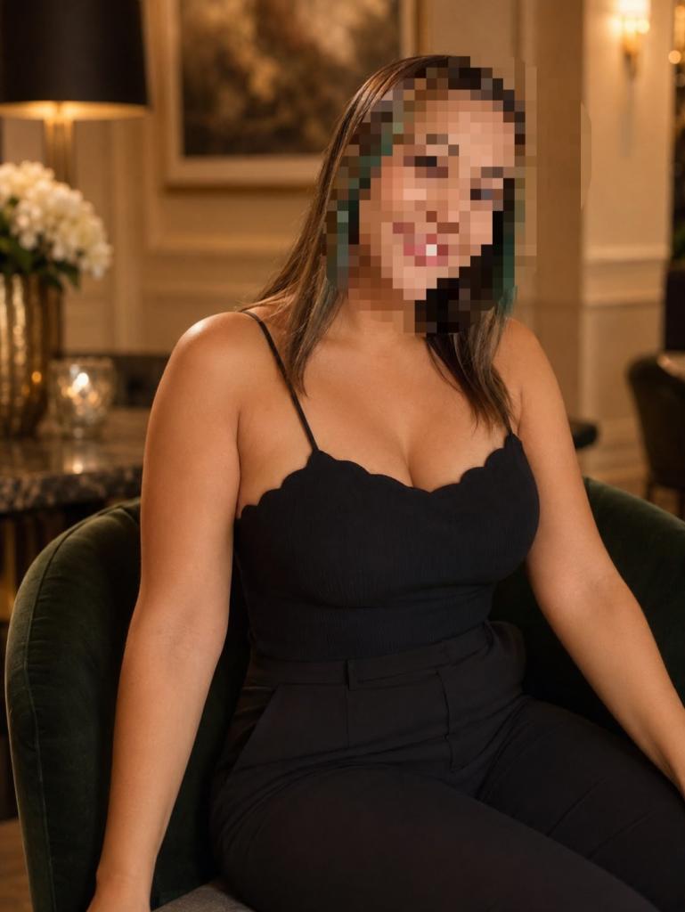 743035296: Chica busca chico en Valladolid