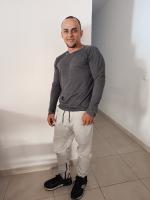 662229810: Chico busca chica en Almería