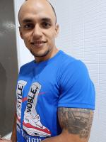 662229810: Chico busca chica en Almería