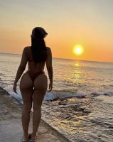 654456603: Chica busca chico en Cádiz