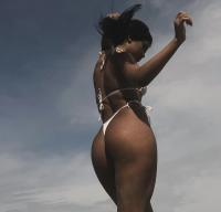 613891596: Chica busca chico en La Coruña