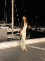 663207952: Chica busca chico en Gerona