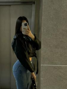 Chica busca chico en Sevilla: 