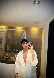 664206272: Chico busca chica en Barcelona