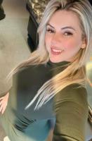 663086139: Chica busca chico en La Coruña