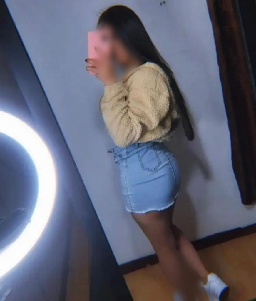 Chica busca chico en La Coruña: 