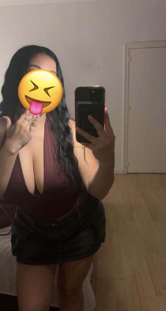Chica busca chico en Málaga: Chica busca chico