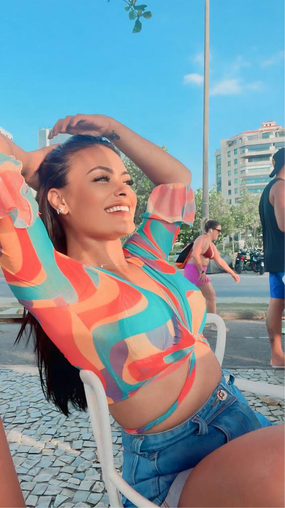 637868190: Chica busca chico en Álava